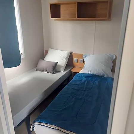 Mobil-home Bord De Отель