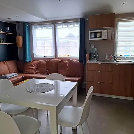 Mobil-home Bord De 滨海伊西尼